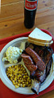 Vic's -b-que food