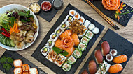 Tanakhi Sushi food