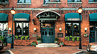 Bookbinder's Seafood And Steakhouse outside