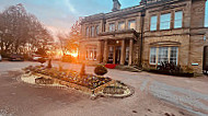 Calverley Grill @ Oulton Hall outside