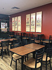 Quiznos inside