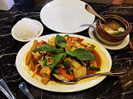 Thai Staunton food