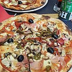 Pizzeria La Rustica food