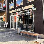 Cafe Noova outside