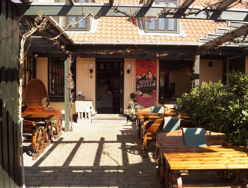 Takeasy Sushi Udenfor