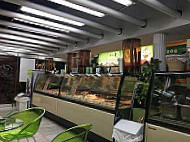 Heladeria Italiana Remo inside