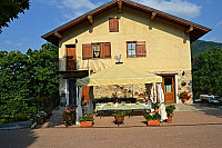 Agriturismo I Monti outside