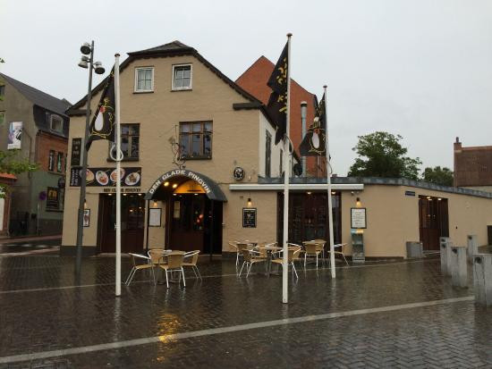 Den Glade Pingvin Inde