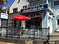 Richard's Fish Cafe outside