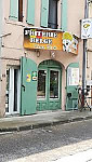 Friterie outside