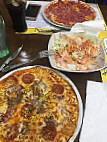 Pizzeria Via Venetto food