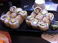 Nina Sushi food