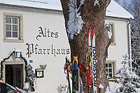 Altes Pfarrhaus outside