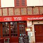 Chez Theo inside