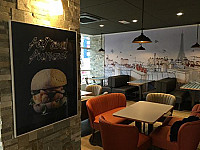 Rustik Burger inside