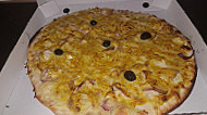 Pizza La Bartavelle food