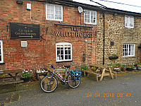 The White Horse outside