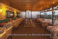 Asador Las Bovedas inside