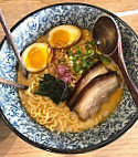 Maru Ramen food