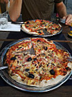 La Cave A Pizza food