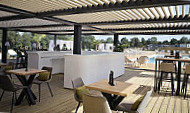 New Lodge Les Sables D'olonne food