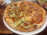 Pizzeria Pameka food