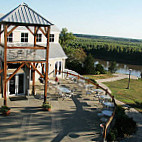 Blufftop Bistro At Les Bourgeois Vineyards outside