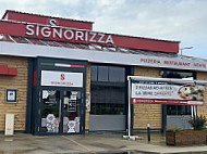 Signorizza outside