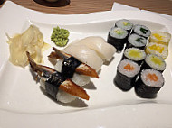 Jiang Sushi . Nudel . Saft food