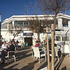 El Cafe De Cala Gamba inside