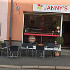 Jannys Eis Plauen outside