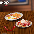 IHOP Restauraunt inside