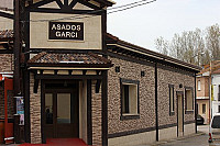 Asados Garci outside