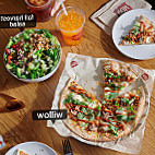 Mod Pizza food