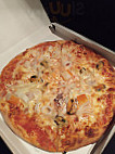 Bella Pizza food