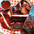 Hog Wild -b-que food