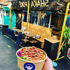 Shaka Poke food