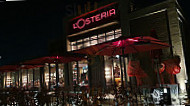 L'osteria outside