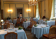 Chateau De Locguenole food