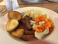 The Cree Inn food