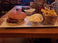 Germar’s Best Burger Und Pizza food