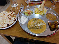 Tandoori Express food