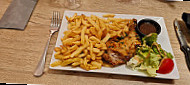 Le Coq Enchainé food