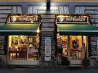 Tripburger outside