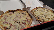 Pizza Pepo food