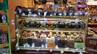 Pelletier Patissier Chocolatier food