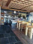 Sallys Bistro inside