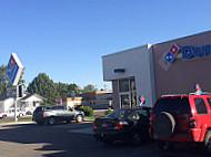 Domino's Pizza outside