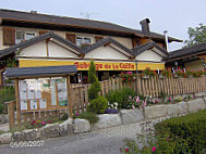 Auberge de la Caille outside