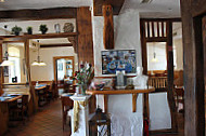 Gasthof zum Froschenteich inside